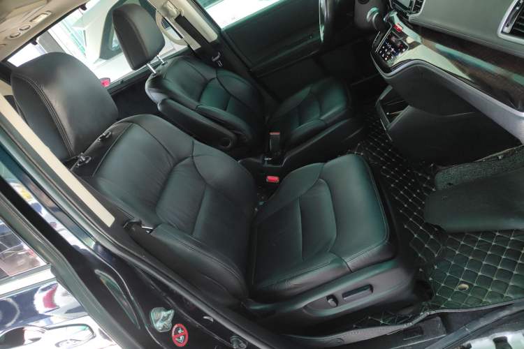 Used Honda Odyssey 2015 2.4L Supreme Edition
