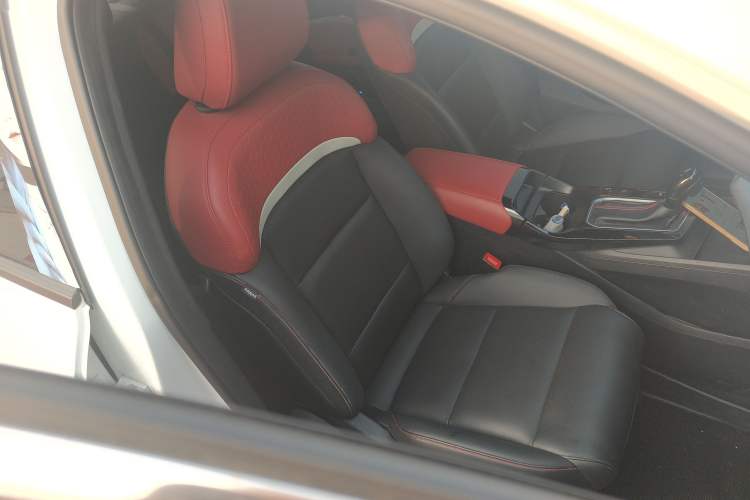 Used MG 5 2023 180 DVVT CVT Luxury Edition