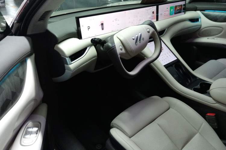 Used  LS6 2023 Max Standard Edition