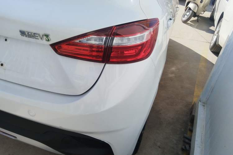 Used JMEV Ezi EV3 2022 Small Radar Yuebao Model
