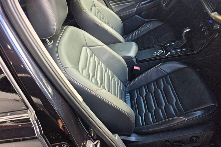 Used Volkswagen Passat 2019 330TSI Elite Edition China VI