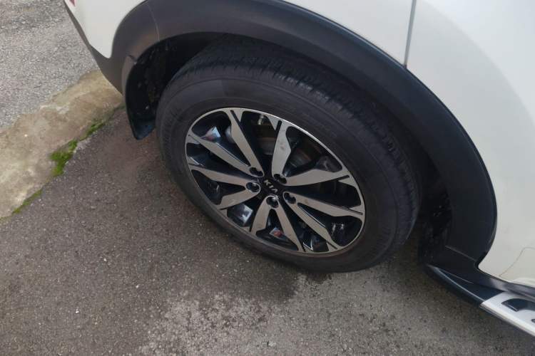 Used Kia KX5 2017 1.6T Automatic Two-Wheel Drive 15th Anniversary Special Edition DLX