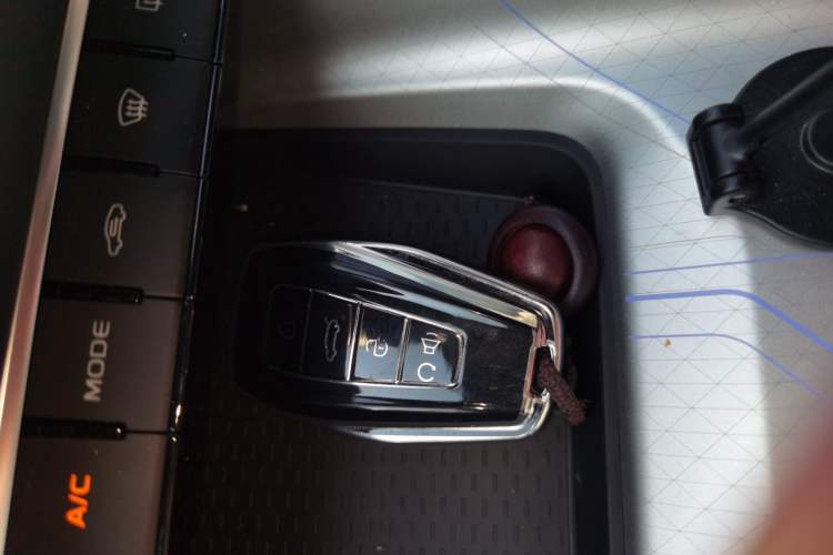 Used Geely Auto Preface 2025 Dongfang Yao 1.5TD Kunlun Edition
