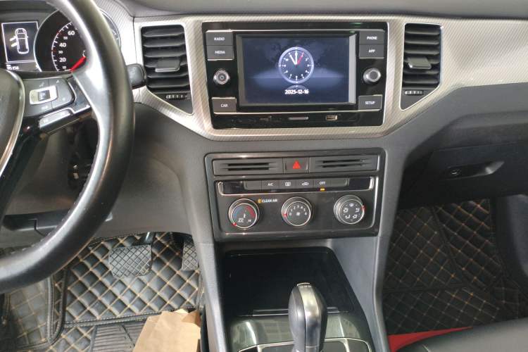 Used Volkswagen Golf Sportsvan 2019 280TSI Automatic Trendy Edition China V Standard
