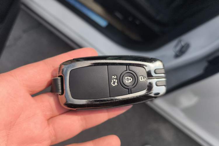 Used Ford Mondeo 2017 EcoBoost 180 Stylish Model
