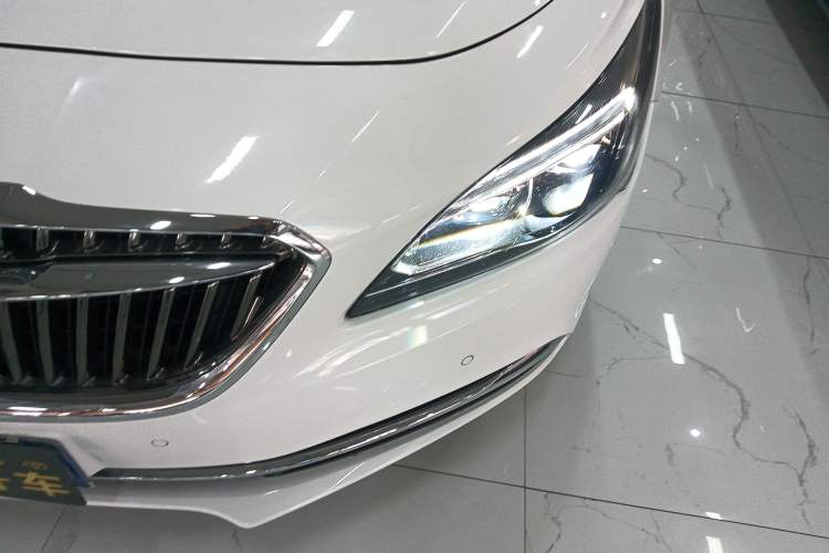 Used Buick LaCrosse 2018 28T Elite Edition
