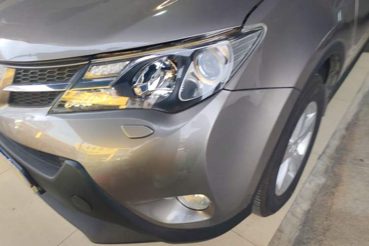 Used Toyota RAV4 2013 2.5L Automatic 4x4 Elite Edition
