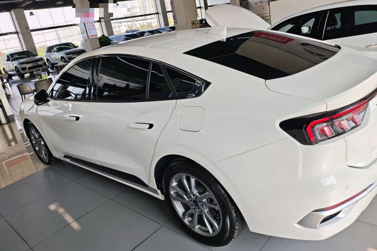 Used Ford Mondeo 2023 EcoBoost 180 Luxury Model
