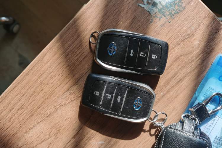 Used Toyota Corolla 2017 Revised Dual-Engine 1.8L E-CVT Elite Edition