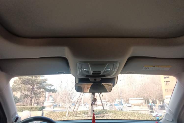 Used ORA Good Cat 2022 Morandi Edition 400km Standard Range Premium Version Lithium Iron Phosphate