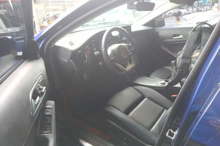 Used Mercedes-Benz GLA 2019 GLA 200 Fashion Model
