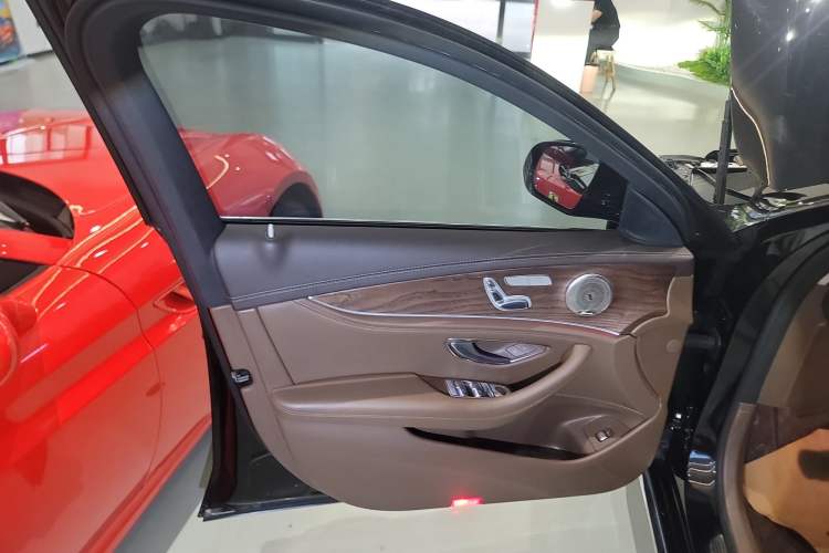 Used Mercedes-Benz E-Class 2022 E 260 L