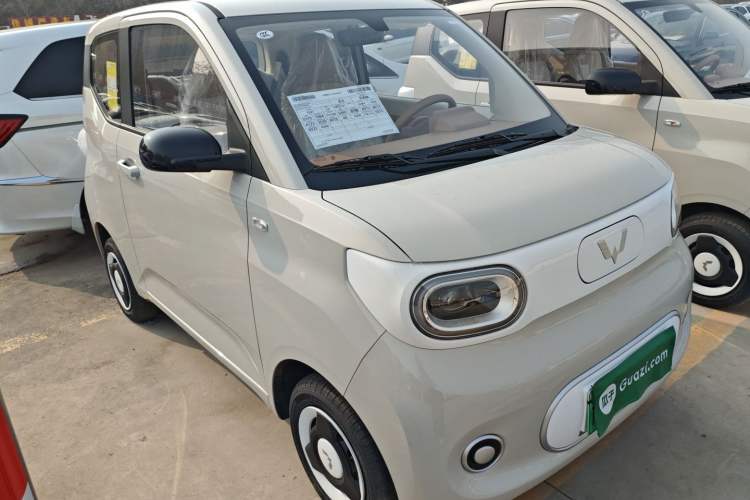 Used Wuling Hongguang MINIEV 2024 3rd Generation 215km Youth Edition

