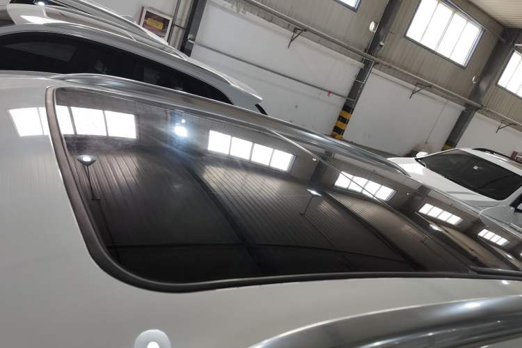 Used Buick Envision 2022 Encore S 552T Two-Wheel-Drive Luxury Model
