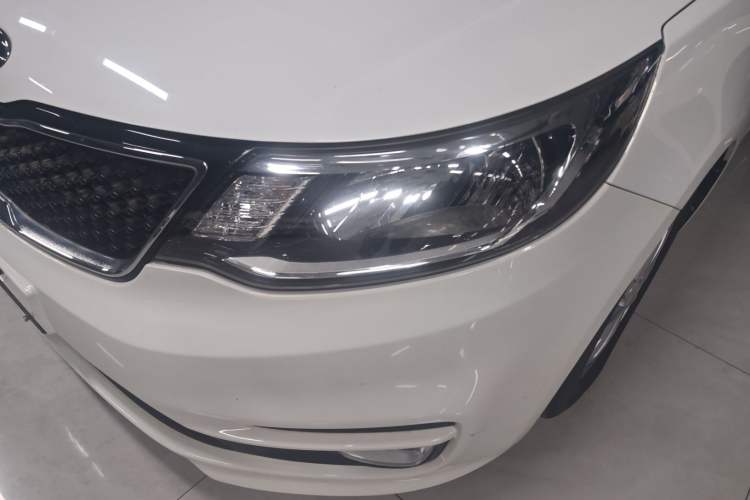 Used Kia K2 2015 Sedan 1.4L MT GLS