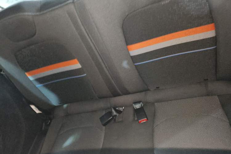 TDK.VehicleDetails.img