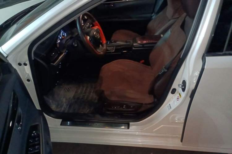 Used Lexus ES 2017 200 30th Anniversary Edition
