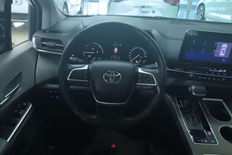 Used Toyota Sienna 2021 2.5L Hybrid Luxury Edition
