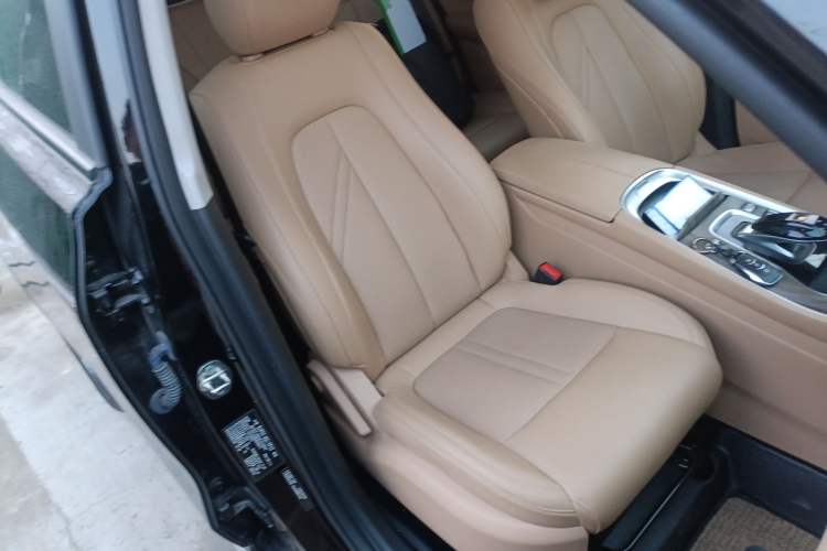 Used  E5 2023 1.5L DE-i 100KM Enjoyment Version 5 Seats
