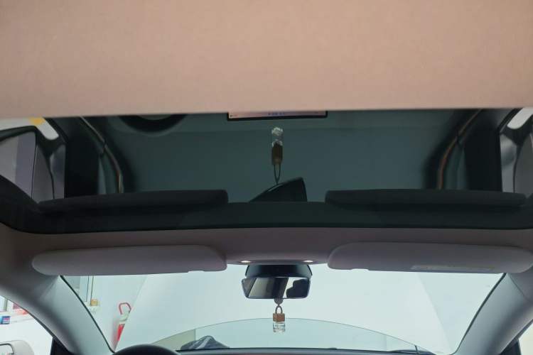 Used Tesla Model 3 2025 Rear-Wheel-Drive Version
