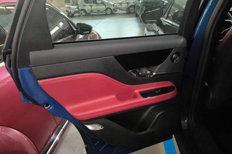 Used Lincoln Corsair 2023 2.0T Four-Wheel Drive Luxury Edition
