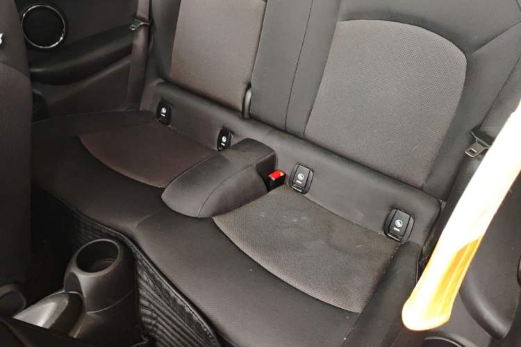 Used  MINI 2014 1.2T ONE+
