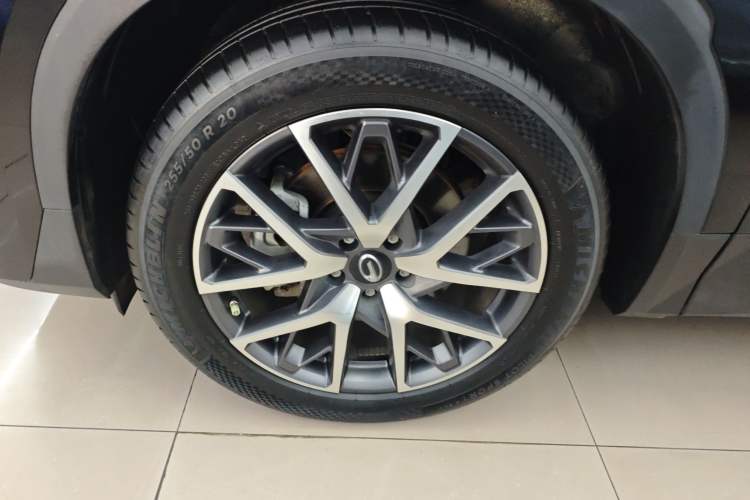 Used GAC Trumpchi GS8 2022 Linghang Series 2.0 TGDI Two-Wheel-Drive Luxury Smart Connectivity Version (7 Seats)
