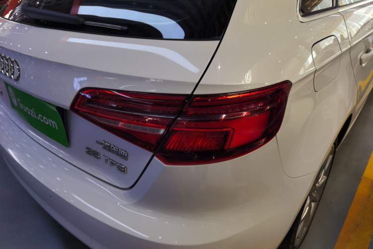 Used Audi A3 2017 Sportback 35 TFSI Ambition Edition
