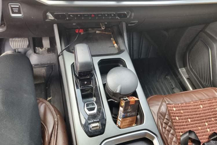 Used Geely Auto Haoyue L 2023 2.0T DCT Flagship Version