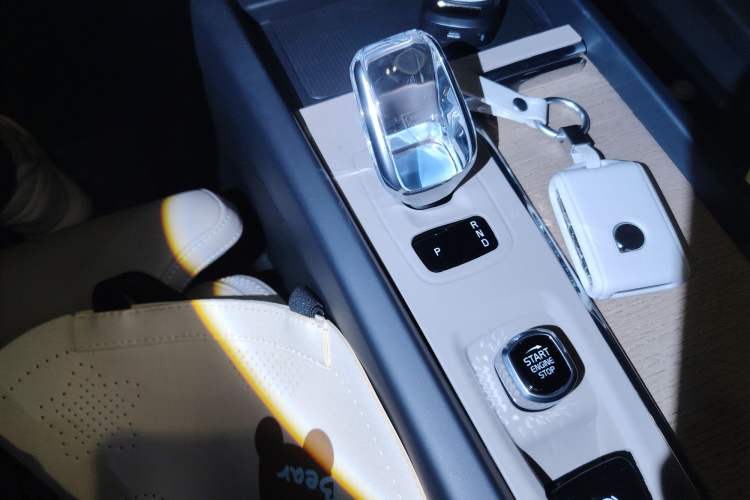 Used Volvo XC60 2026 B5 4x4 Smart Luxury Edition
