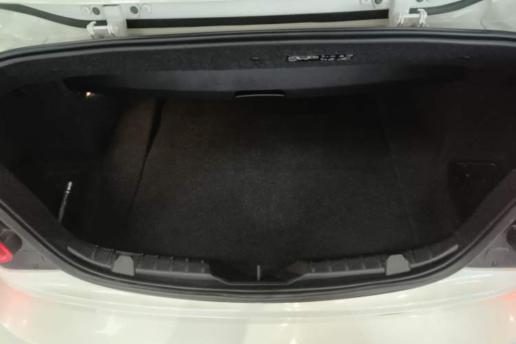 Used BMW 2 Series 2018 220i Convertible Coupe Sports Design Package
