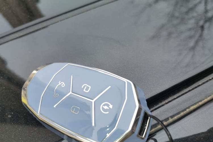 Used Lynk & Co 03 2019 03+ 2.0TD Automatic Wind-Chasing Edition