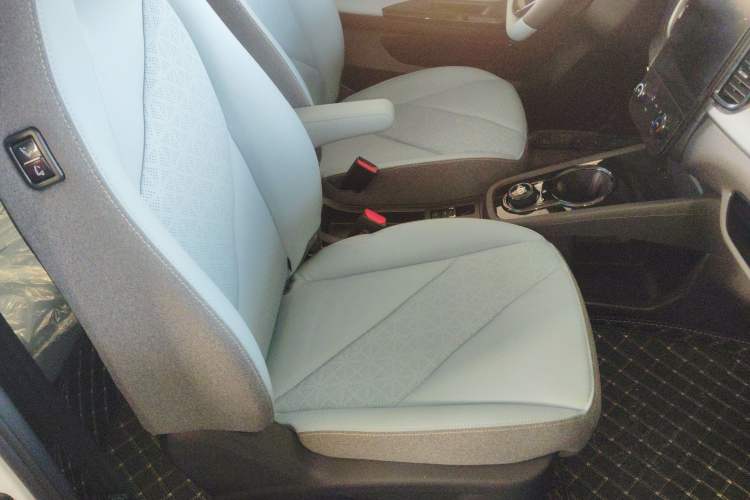 Used Chery Little Ant 2024 Revised Version Youth Edition 251 km True Love Edition 25.05 kWh
