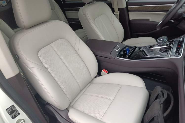 Used GAC Trumpchi M8 2021 Lingxiu Series 390T Deluxe Edition
