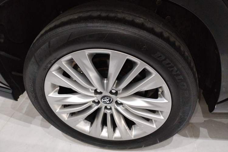 Used Toyota Highlander 2022 Dual-Engine 2.5L Four-Wheel Drive Prestige Version 7 Seats
