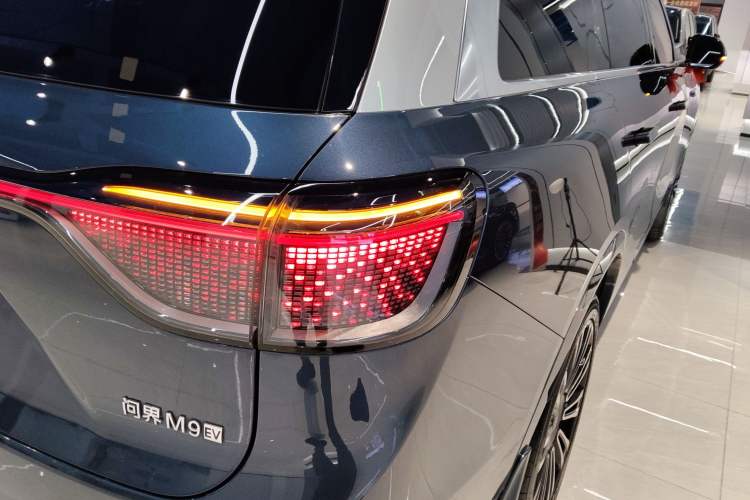 Used Hima AITO M9 2024 All-Electric Ultra Version 100 kWh 6-Seater Model