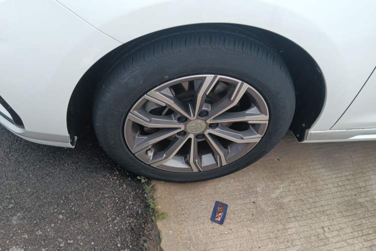 Used BYD Song MAX 2021 Upgraded Model 1.5T Automatic Luxury 6-Seater
