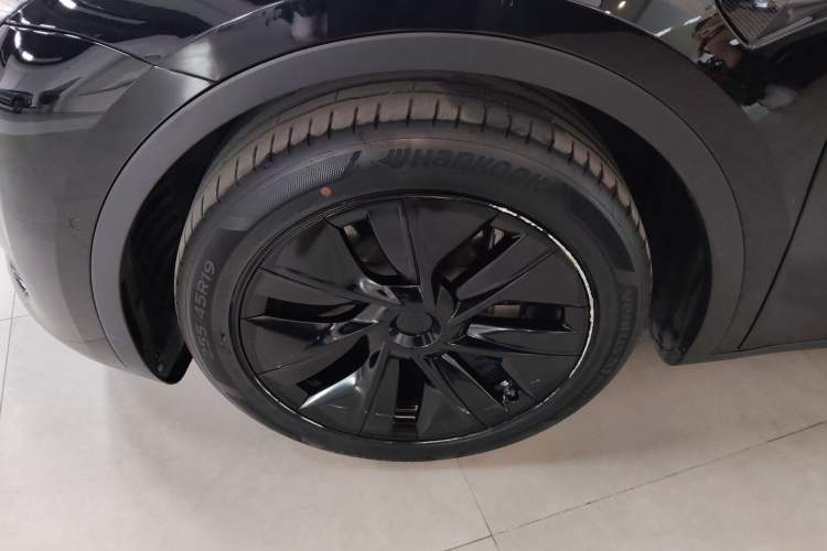 Used Tesla Model Y 2022 Rear-Wheel-Drive Version
