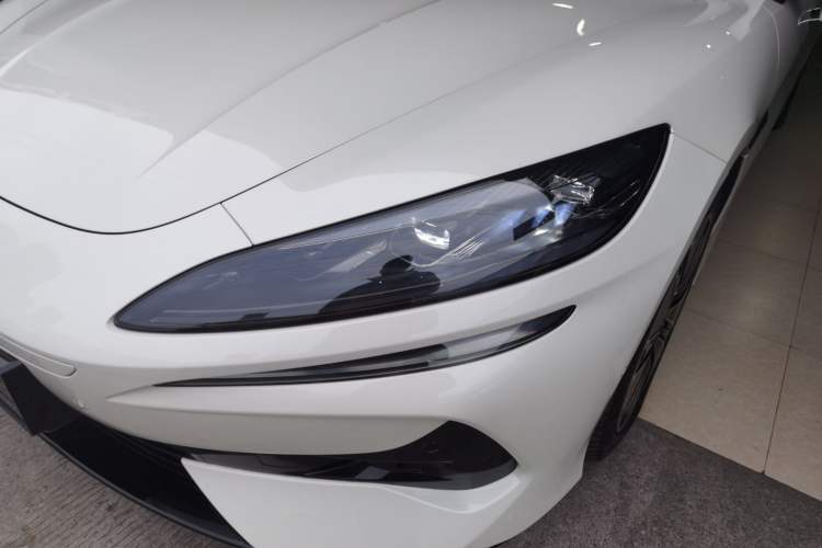 Used Denza Z9GT 2024 1100 Four-Wheel Drive Max Edition
