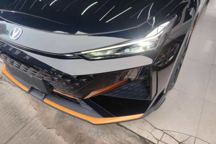 Used Changan UNI-V 2024 1.5T Prestige Sport Edition
