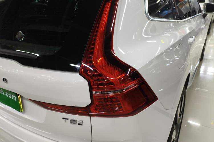 Used Volvo XC60 New Energy 2025 Plug-in Hybrid Long-Range All-Wheel Drive Smart & Luxurious Edition