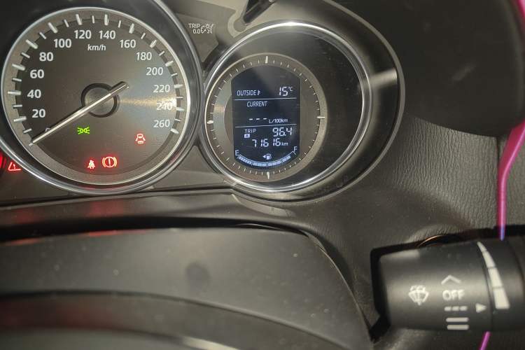 Used Mazda CX-5 2013 2.5L Automatic 4x4 Luxury Version
