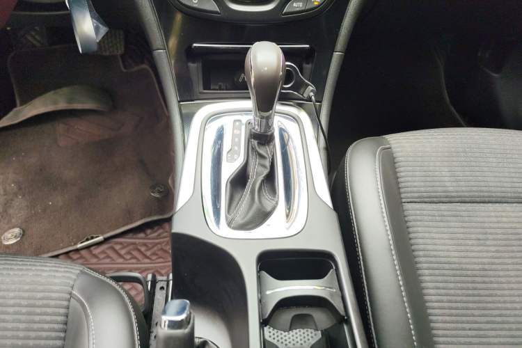 Used Buick Regal 2015 1.6T Leading Technology Model
