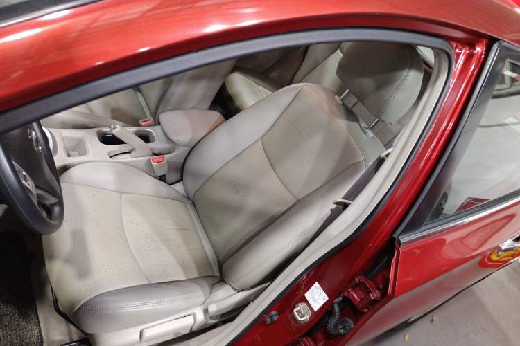 Used Nissan Tiida 2016 1.6L CVT Joyride Edition
