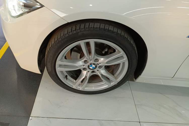 Used BMW 3 Series 2018 320Li Leading Model M Sport Package
