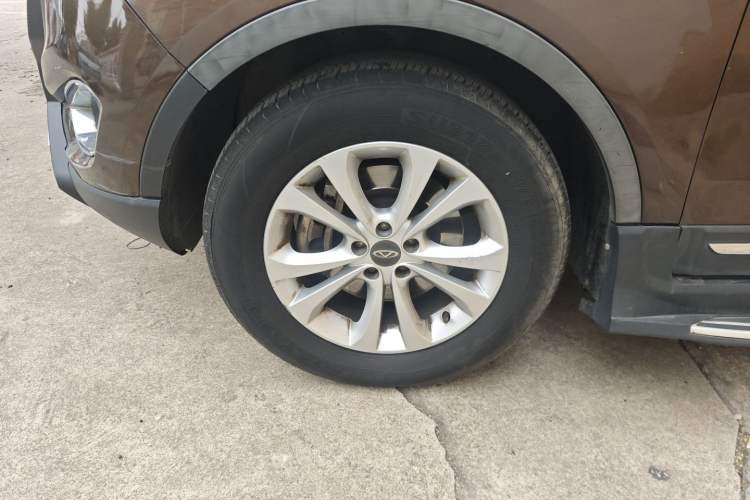 Used Chery Tiggo 5 2014 2.0L CVT Family Deluxe Edition
