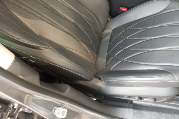 Used SAIC MAXUS Territory 2023 2.0T Cross-Country Flagship Edition 7 Seats