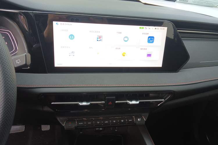 Used Oshan X7 PLUS 2022 1.5T Blue Whale Edition Automatic ZhiZun Model
