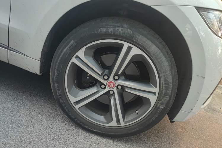 Used Jaguar F-PACE 2020 300-Sport Sports Edition
