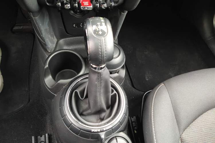 Used MINI MINI 2014 1.5T COOPER Fun